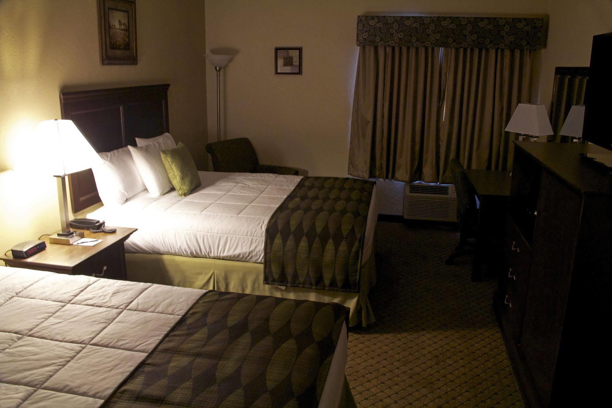 Hotel Grand View & 3*